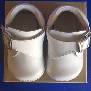 NWT White Baby Boy Dress Shoe Size 2
